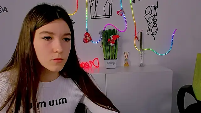 Snapshot of elis_sunny chatting on 02.13.26 elis sunny online show from 02.13.26