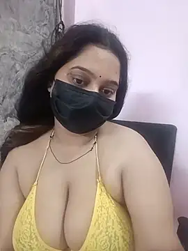 Snapshot of Aliya_Hott chatting on 06.27.26 Aliya Hott online show from 06.27.26