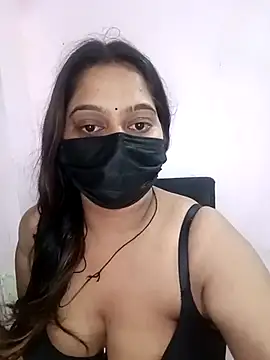 Snapshot of Aliya_Hott chatting on 06.29.26 Aliya Hott online show from 06.29.26