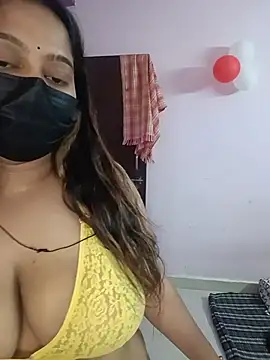 Snapshot of Aliya_Hott chatting on 07.06.26 Aliya Hott online show from 07.06.26
