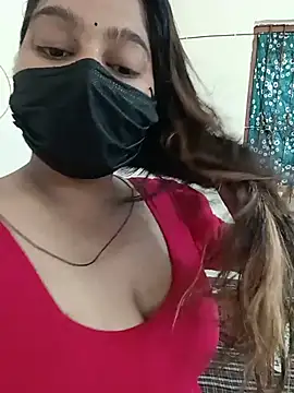 Snapshot of Aliya_Hott chatting on 07.27.26 Aliya Hott online show from 07.27.26