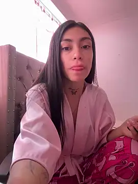 Bonny Eva online show from 05.17.26