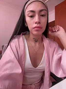 Bonny Eva online show from 05.23.26
