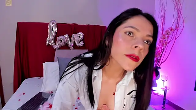 AnnaBroooks online show from 02.14.26