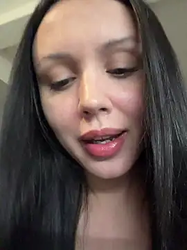 lorry6 online show from 04.02.26