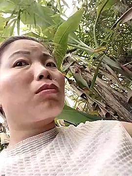 Snapshot of Ella-aa chatting on 02.27.26 Ella-aa online show from 02.27.26