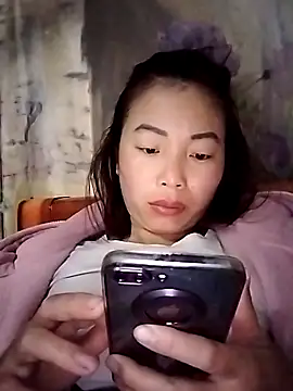 Ella-aa online show from 03.10.26