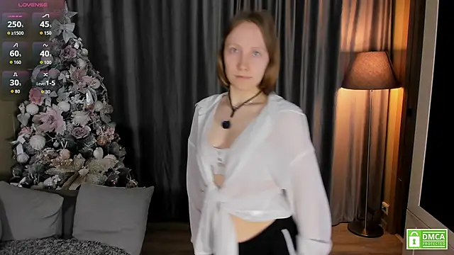 Cutie Ellis online show from 04.20.26