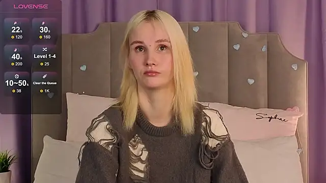 Snapshot of CrystalLili chatting on 02.18.26 CrystalLili online show from 02.18.26