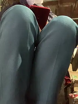 Snapshot of YANINA120 chatting on 02.02.26 YANINA120 online show from 02.02.26