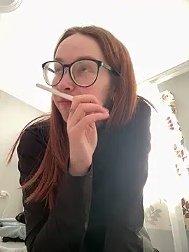 Snapshot of MalliSun chatting on 02.11.26 MalliSun online show from 02.11.26