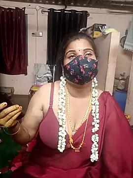 Snapshot of Madhusri_Tamil_Telugu chatting on 04.17.26 Madhusri Tamil Telugu online show from 04.17.26