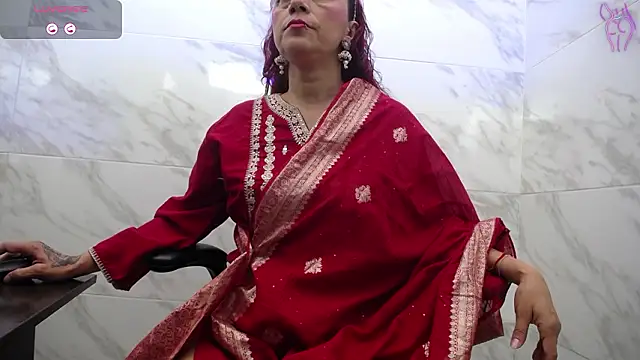 Snapshot of suhana_mature chatting on 02.13.26 suhana mature online show from 02.13.26