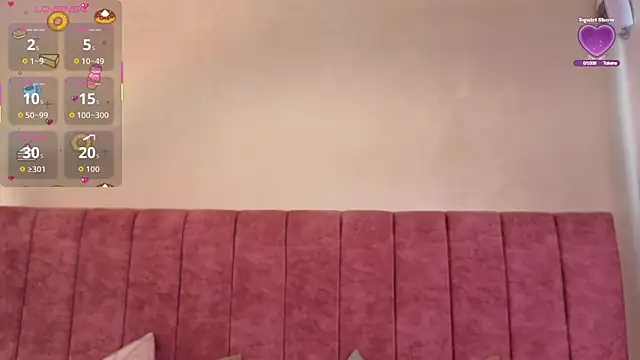 Snapshot of LOU_22_ chatting on 06.19.26 LOU 22 online show from 06.19.26
