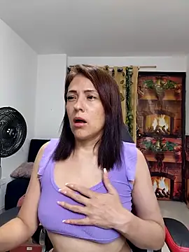 Snapshot of amelie_rose__ chatting on 02.26.26 amelie rose online show from 02.26.26