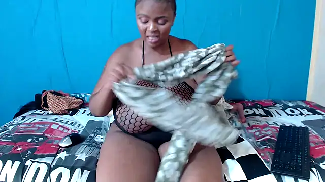 Snapshot of PrettyLisa26 chatting on 02.08.26 PrettyLisa26 online show from 02.08.26