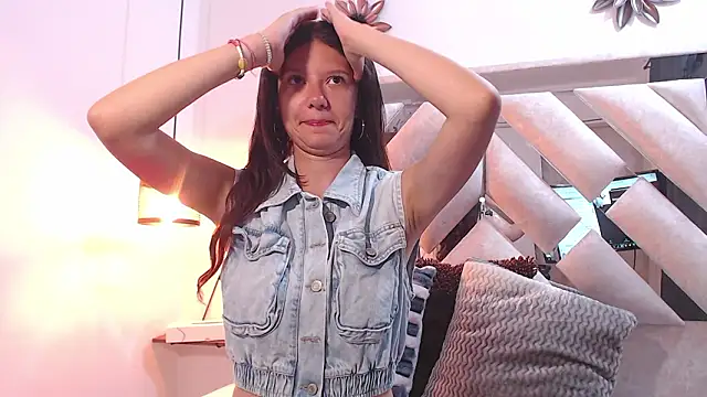 sofy bonnet online show from 03.05.26