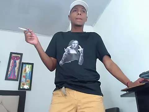 hotboyluxe online show from 02.06.26