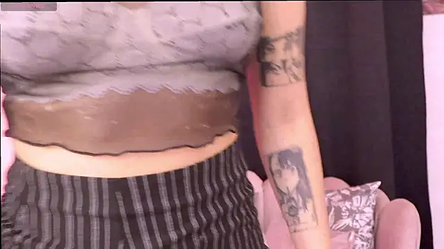 dakotacollins  online show from 03.09.26