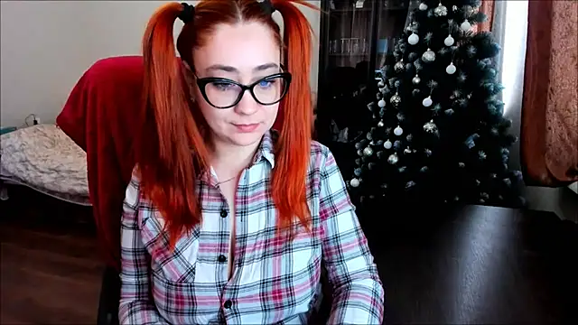 SimplyDivine online show from 02.05.25