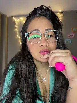 alisbloom online show from 04.30.26