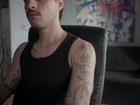 Snapshot of favdealer chatting on 02.07.26 favdealer online show from 02.07.26