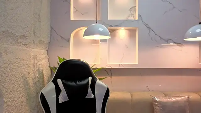 Snapshot of aurora_tp chatting on 02.12.26 aurora tp online show from 02.12.26