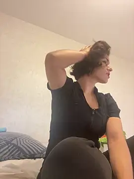 eva luz online show from 03.05.26