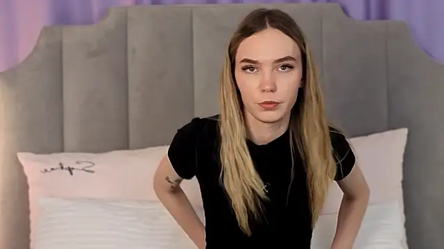 NikkiRyx online show from 05.17.26