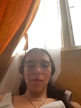 MayteLove online show from 02.04.26