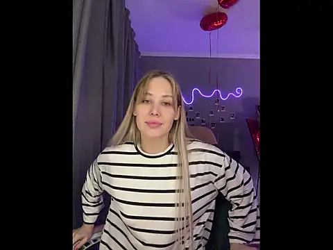 Snapshot of plugmyHDMI chatting on 02.12.26 plugmyHDMI online show from 02.12.26