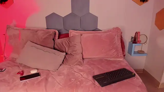 Snapshot of Afrodita_sweeet chatting on 02.26.26 Afrodita sweeet online show from 02.26.26