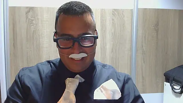 Snapshot of VanillaTime78-Jorge chatting on 06.14.26 VanillaTime78-Jorge online show from 06.14.26