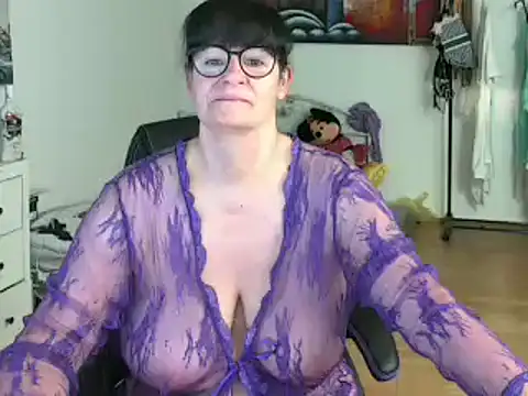 Sylly online show from 01.31.25