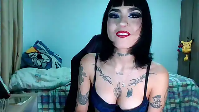 Snapshot of lilith_dior chatting on 07.11.26 lilith dior online show from 07.11.26
