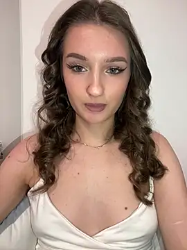 Snapshot of Green_eyes_lady chatting on 02.07.26 Green eyes lady online show from 02.07.26