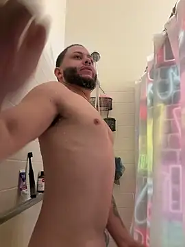Snapshot of Tu_PaPi_Favorito chatting on 06.15.26 Tu PaPi Favorito online show from 06.15.26