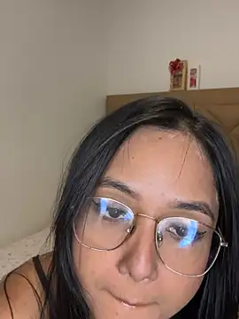 Lucianaaguzman online show from 02.20.26