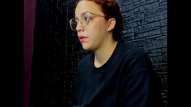 Miss Dior2 online show from 04.14.26