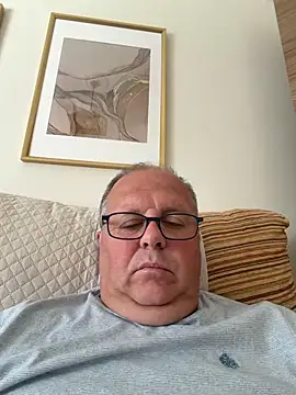 Snapshot of YachtCaptain10 chatting on 05.25.26 YachtCaptain10 online show from 05.25.26