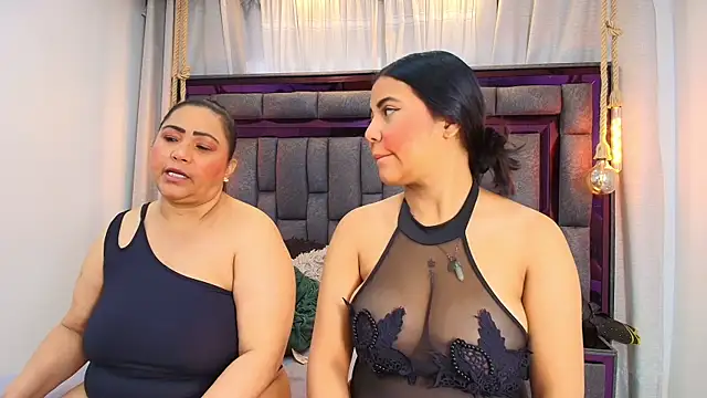 Karina Mendoza online show from 04.11.26