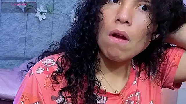 Snapshot of Zoe-yanin chatting on 02.05.26 Zoe-yanin online show from 02.05.26