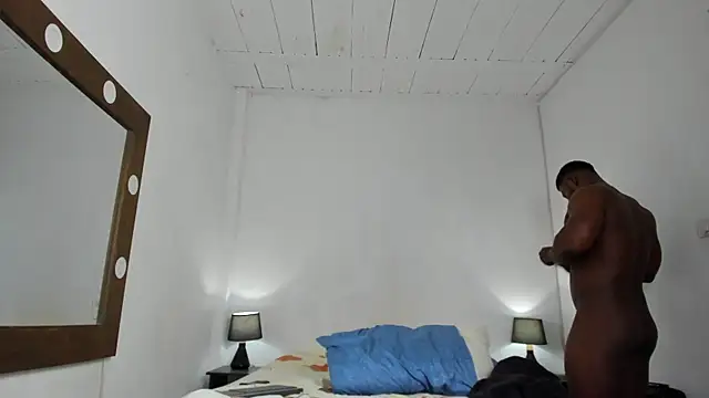 James McBoy online show from 04.10.26