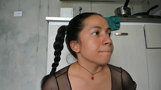 Snapshot of chiarafustox chatting on 03.28.26 chiarafustox online show from 03.28.26
