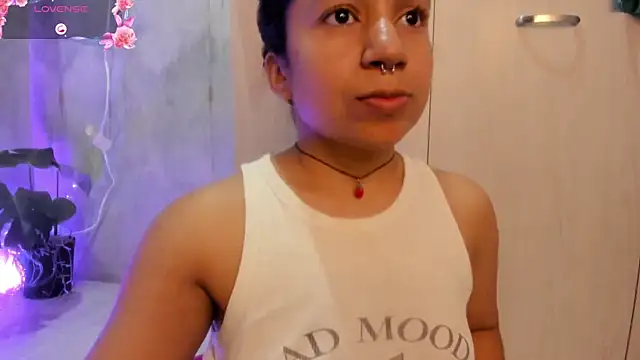 Snapshot of chiarafustox chatting on 04.08.26 chiarafustox online show from 04.08.26