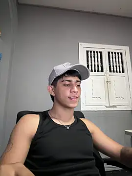 Snapshot of Thiago_Olsen chatting on 02.10.26 Thiago Olsen online show from 02.10.26