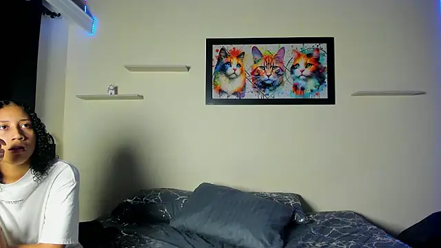 Snapshot of meredit_cris23 chatting on 02.04.26 meredit cris23 online show from 02.04.26