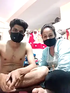 Divyanshi hott online show from 08.04.26