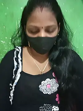 Snapshot of Parul-009 chatting on 07.17.26 Parul-009 online show from 07.17.26