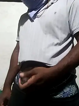 Snapshot of babu_bull chatting on 04.16.26 babu bull online show from 04.16.26